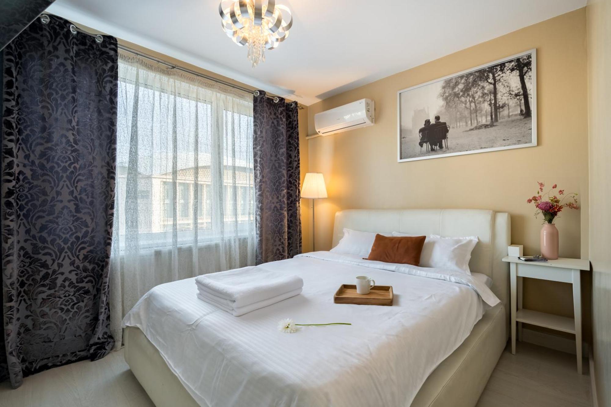 Top Location With Iconic View - Sala Palatului Bucharest Exterior photo