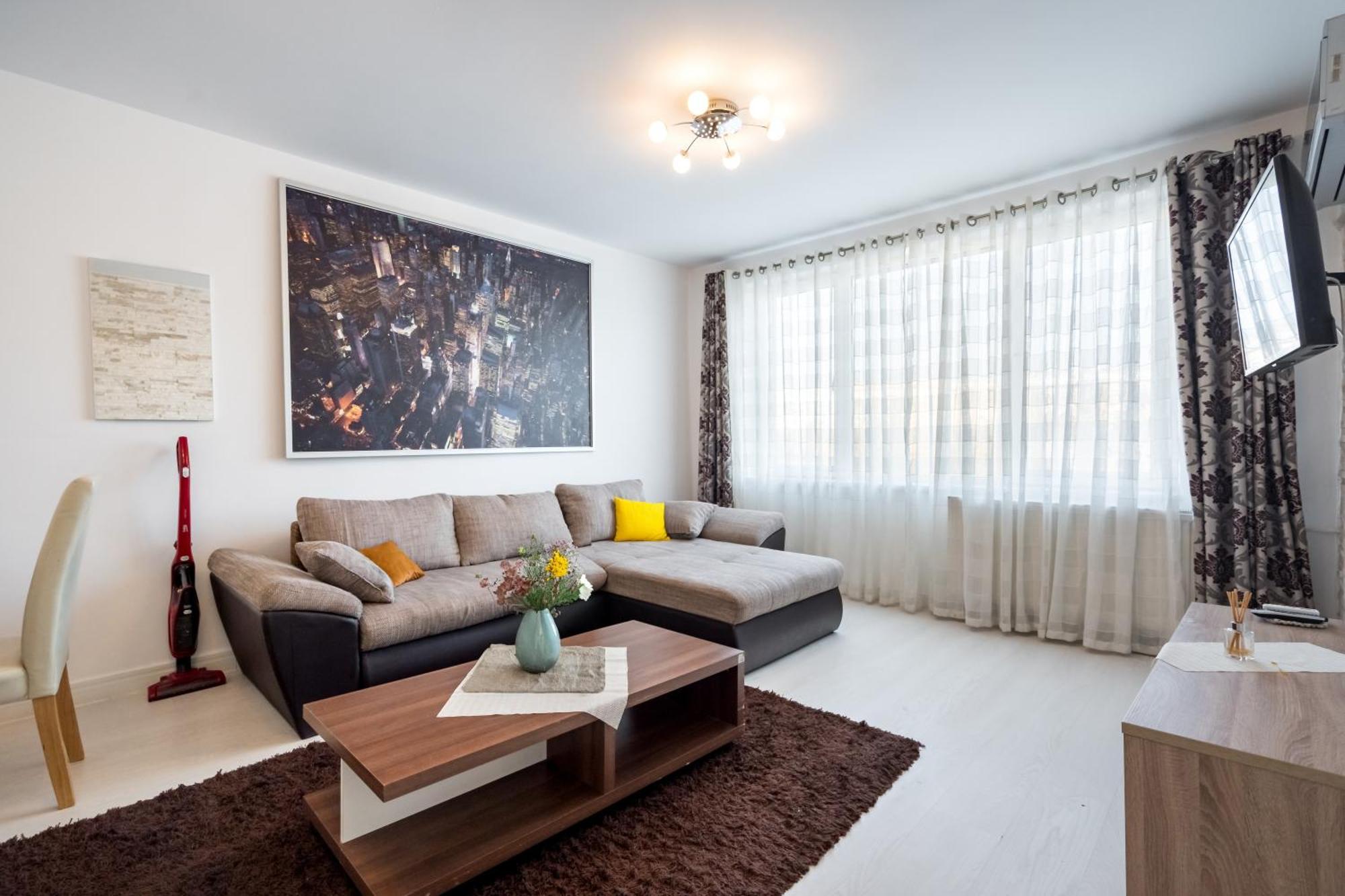 Top Location With Iconic View - Sala Palatului Bucharest Exterior photo